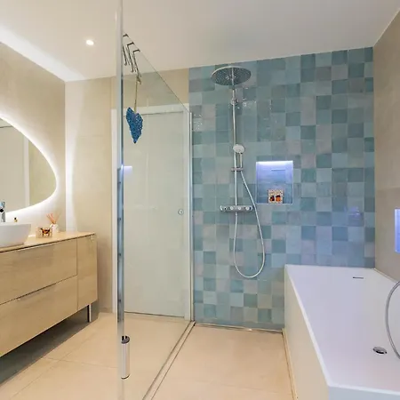 4 Bedroom Stunning In * Baillargues
